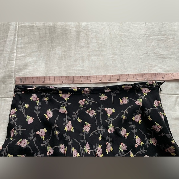 Vintage Black Floral Rayon Maxi Skirt 6 Witchy Whimsigoth Dark Romantic Fairy - Picture 6 of 7